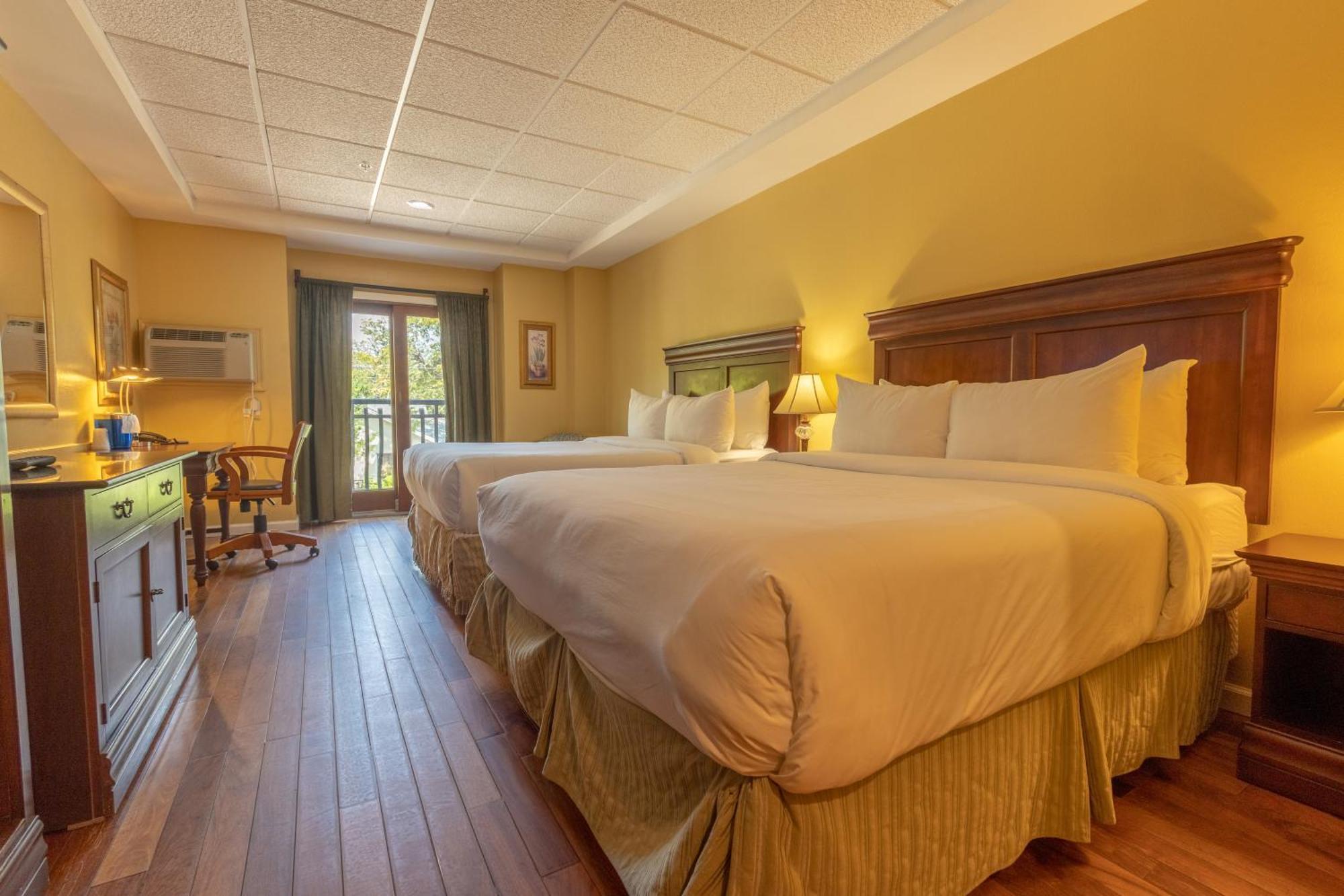 Ocean Inn & Suites St. Simons Island Exteriör bild