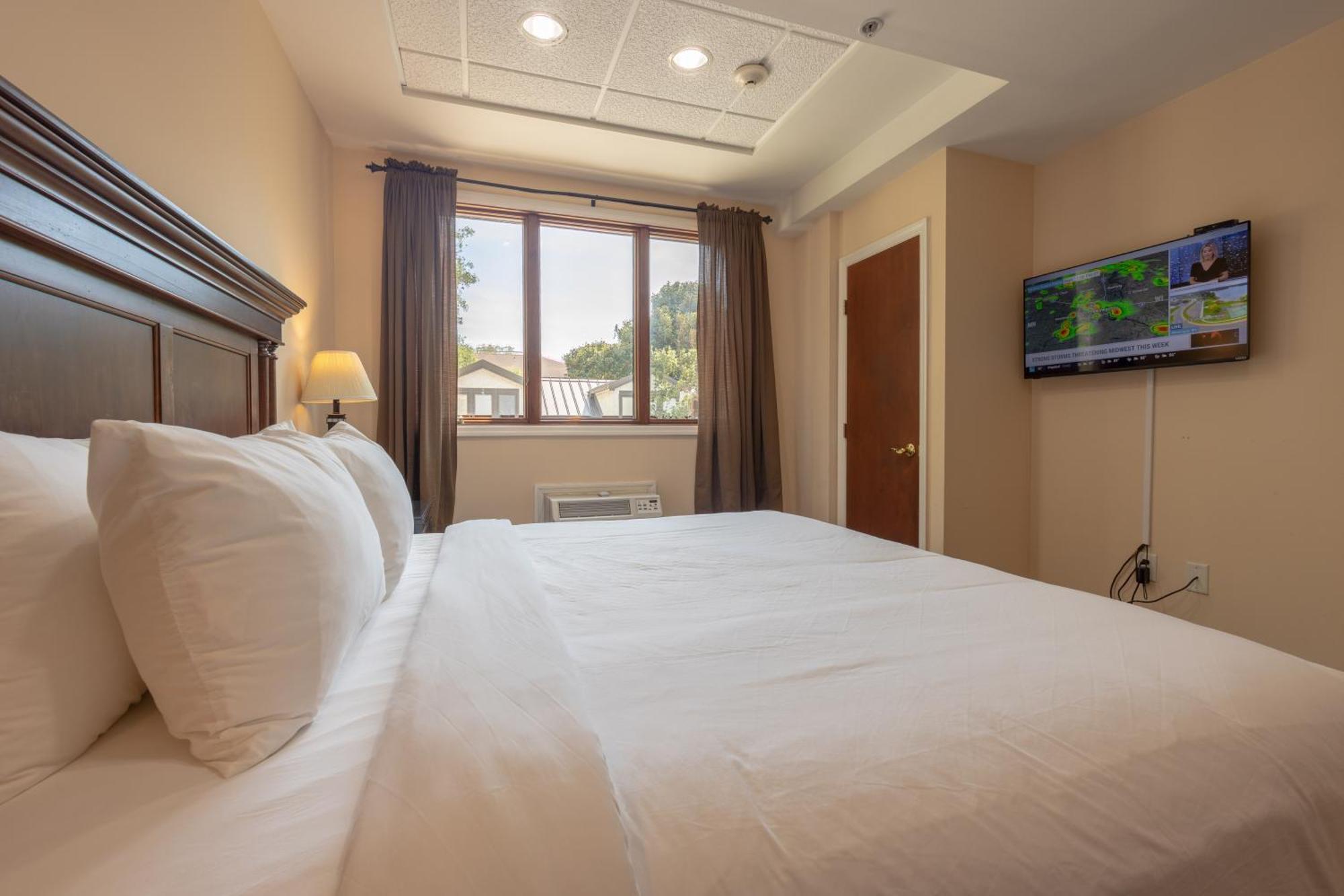 Ocean Inn & Suites St. Simons Island Exteriör bild