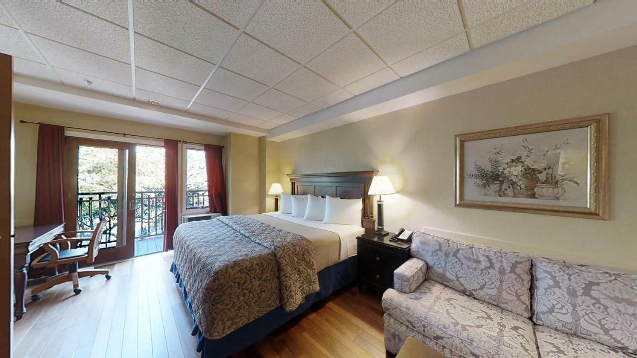 Ocean Inn & Suites St. Simons Island Exteriör bild